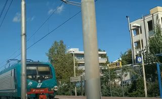 Tragedia a Bugnara: 17enne travolto da un treno