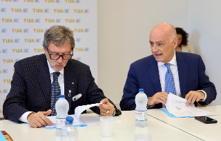 Abruzzo, svolta nella logistica: Sangritana Cargo apre al capitale privato