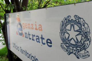 Conto bloccato e risparmi pignorati: dramma ad Avezzano