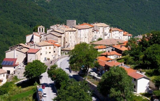 Il ’caso Bisegna’: il paese di 212 abitanti torna al voto per il ballottaggio