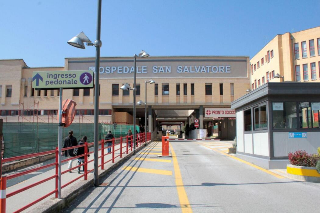 L’Aquila, aneurisma in gravidanza: mamma salvata con un doppio intervento d’urgenza