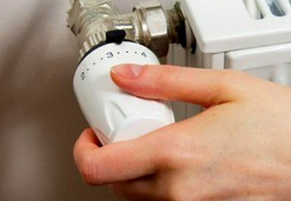 Riscaldamenti anticipati a L’Aquila: via libera del sindaco, ma solo per due ore al giorno